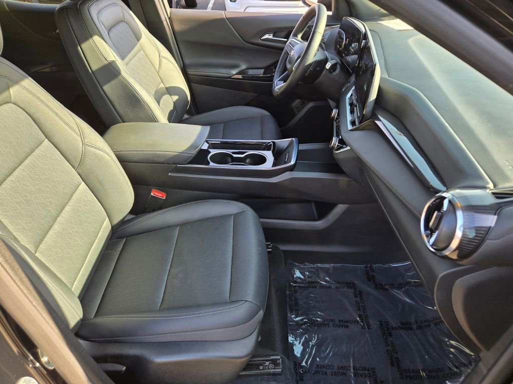 2025 Chevrolet Equinox LT - Photo 15