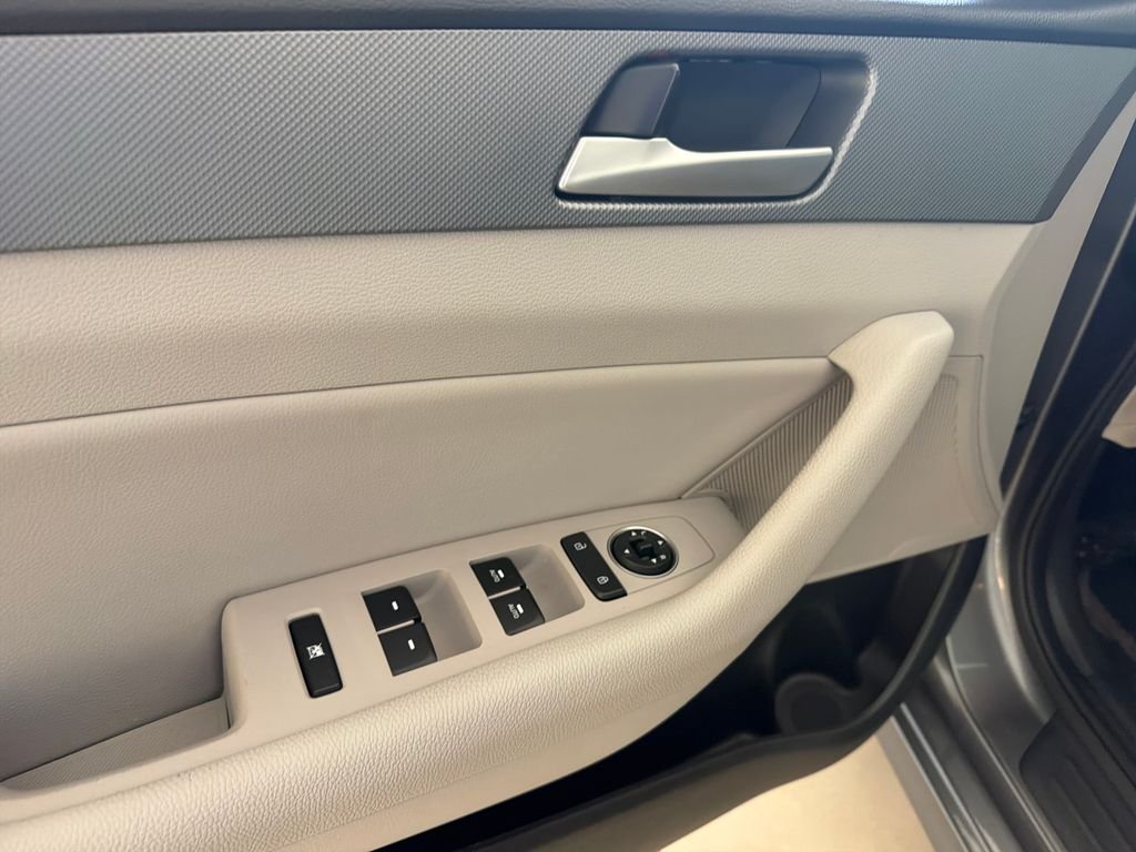 Used 2019 Machine Gray Hyundai SEL image 11