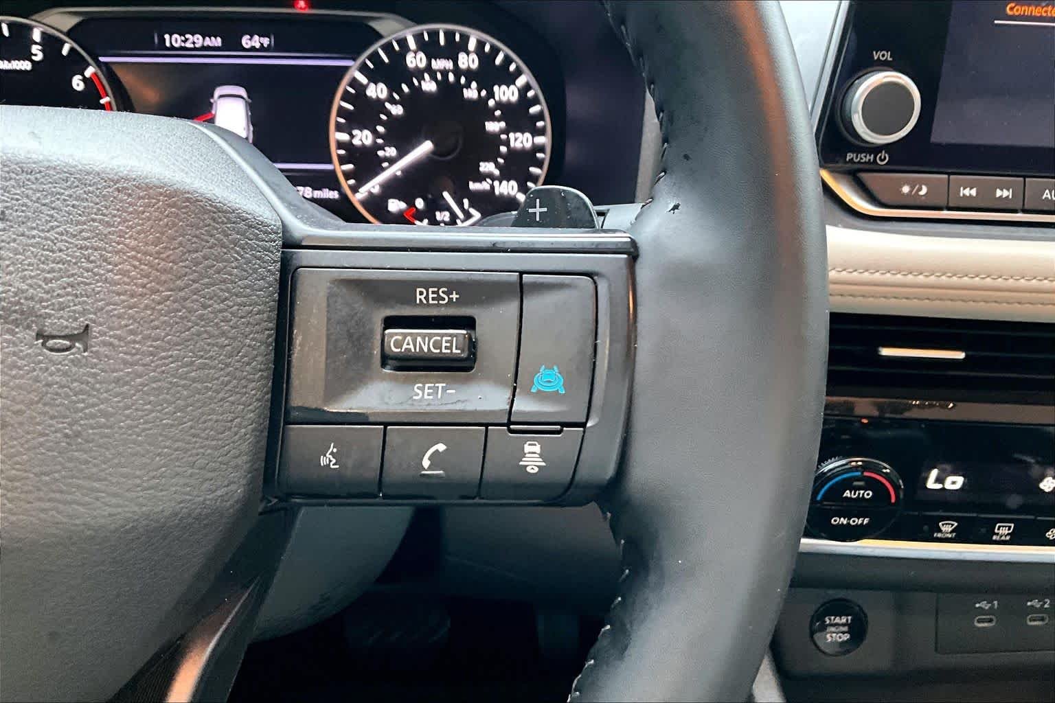 Used 2025 Super Black Nissan SV image 22