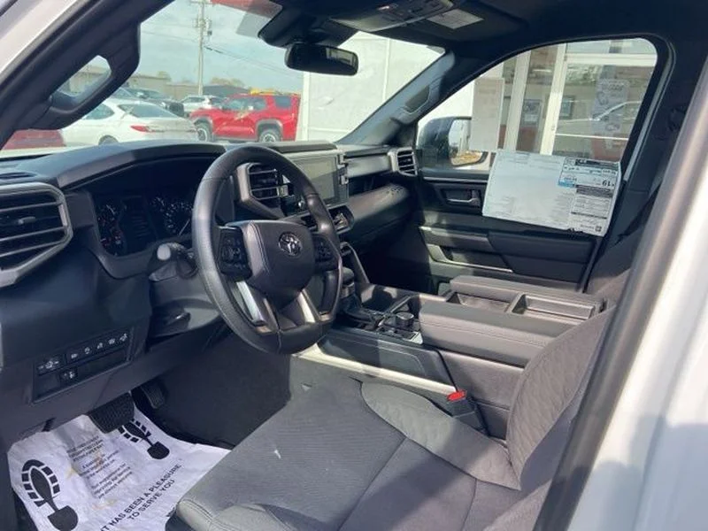 2026 Toyota Tundra SR5 - Photo 16