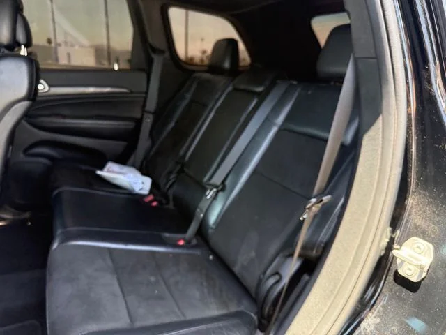 Used 2019 Black Jeep Altitude image 4