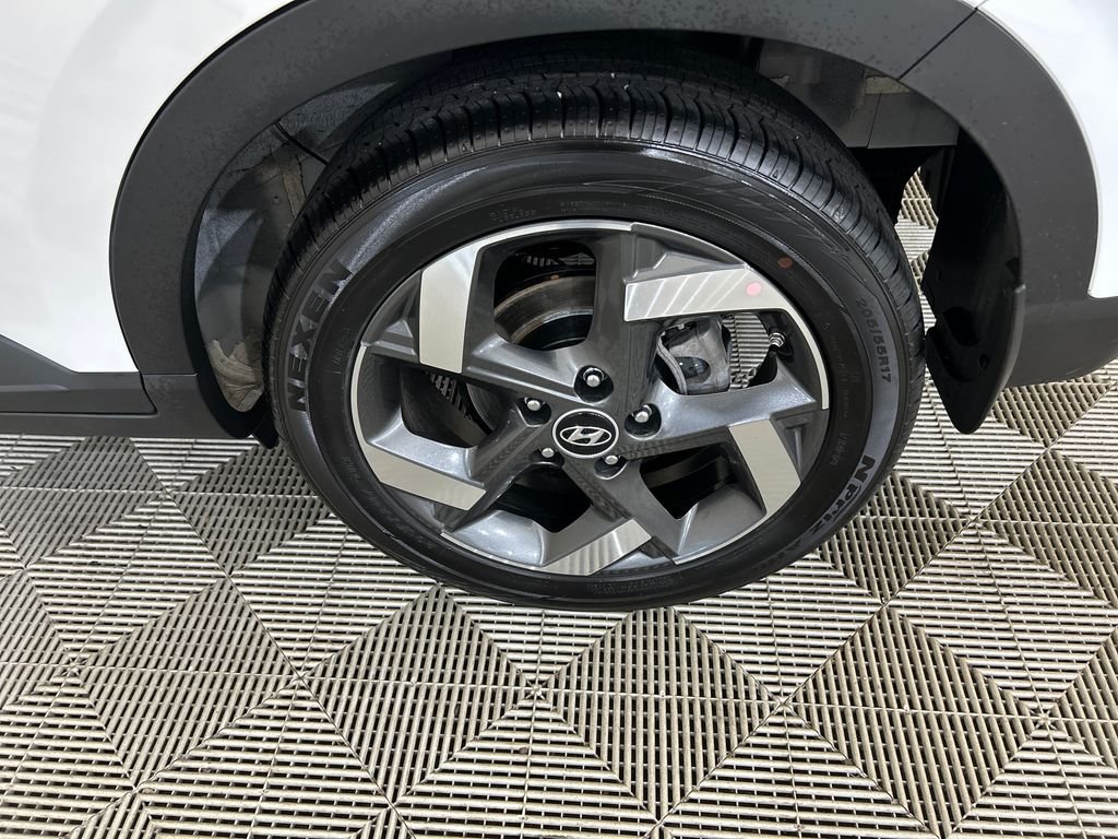 Used 2026 White Hyundai SEL image 10