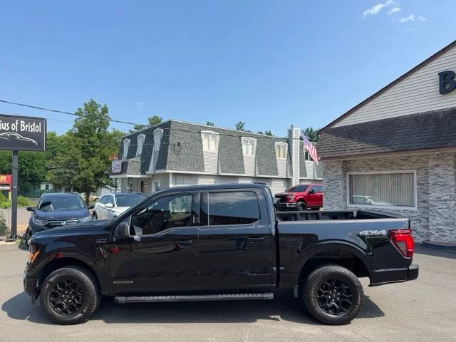 Used 2024 Black Ford XLT image 8