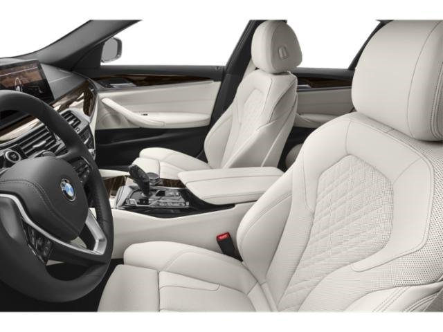 Used 2021 Glacier Silver Metallic BMW 530e image 12
