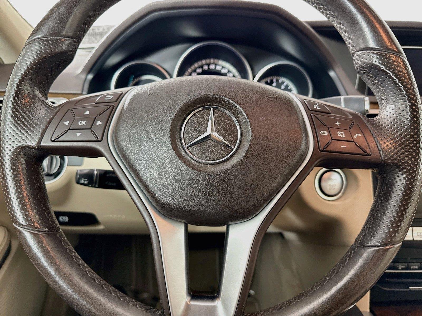 Used 2015 Indigo Blue Metallic Mercedes-Benz E 350 Sport image 17
