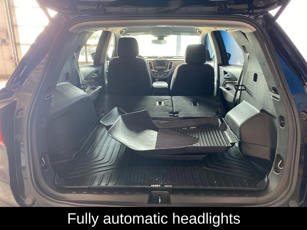 Used 2020 Blue Chevrolet LS image 19