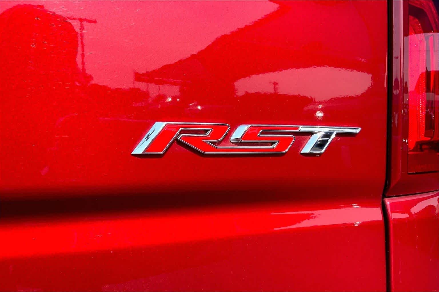Used 2024 Radiant Red Tintcoat Chevrolet RST image 10