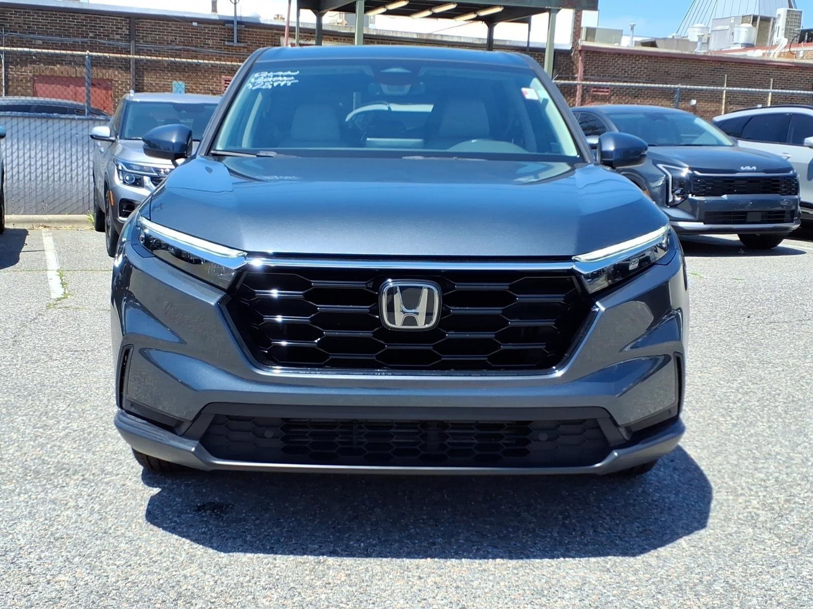 Used 2023 Lunar Silver Metallic Honda EX-L image 2