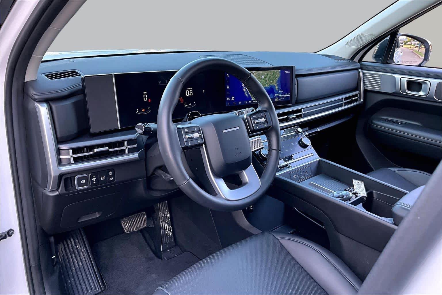 Used 2025 Serenity White Hyundai XRT image 18