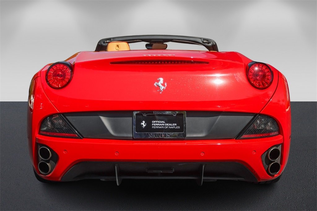 2014 Ferrari California Base photo 4