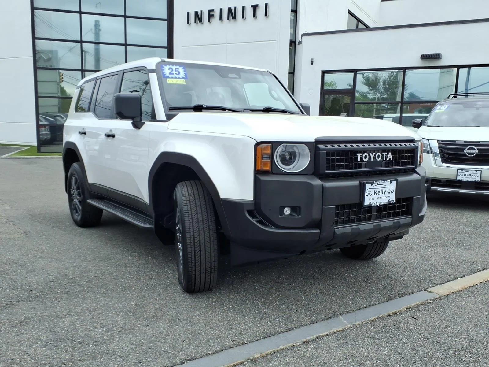 Used 2025 Ice Cap Toyota 1958 image 3