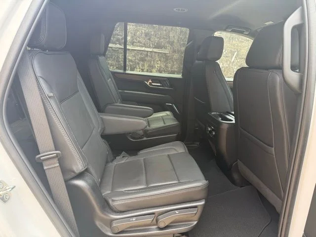 Used 2025 Summit White GMC Denali image 23
