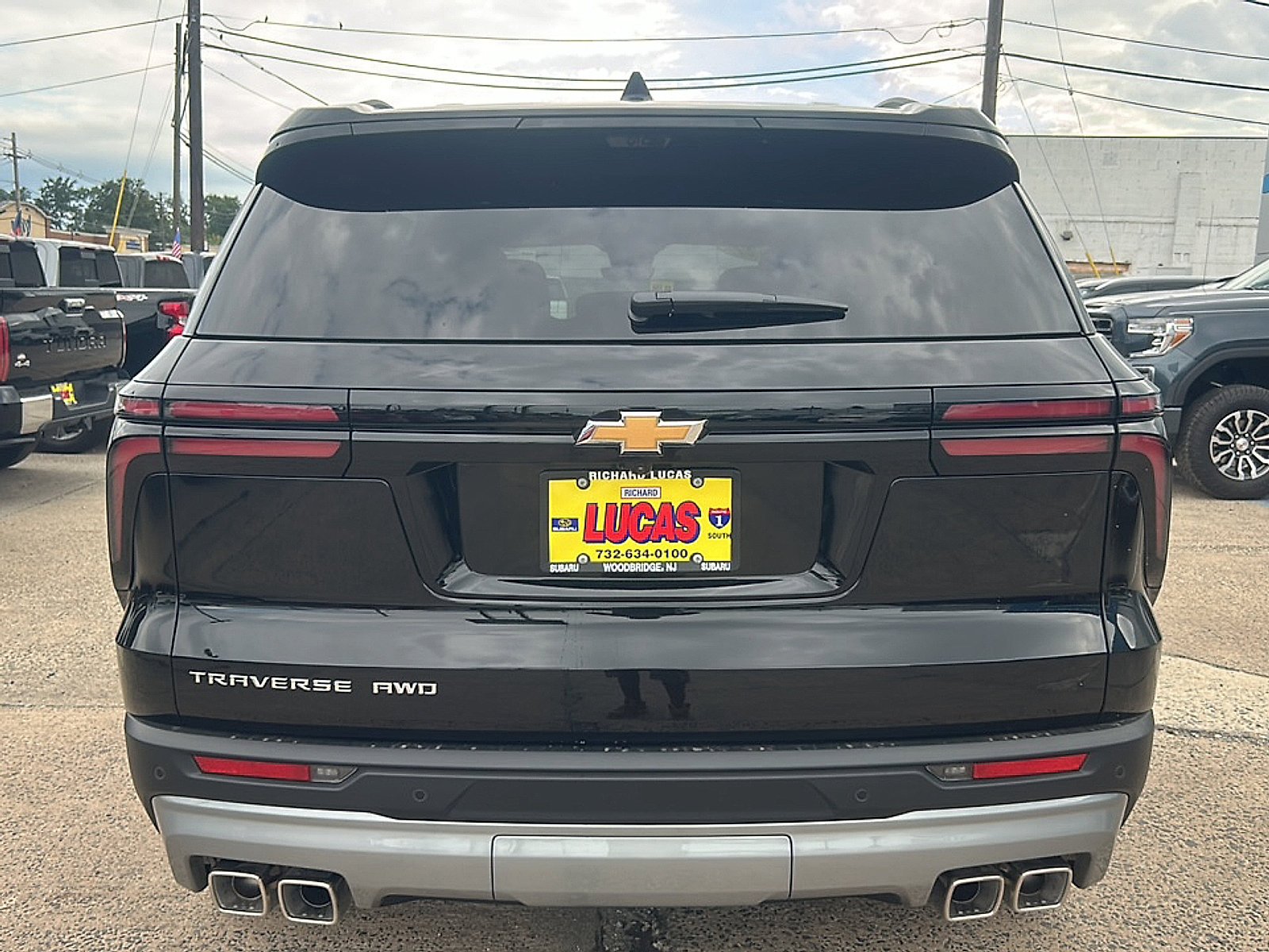 2027 Chevrolet Traverse LT - Photo 9