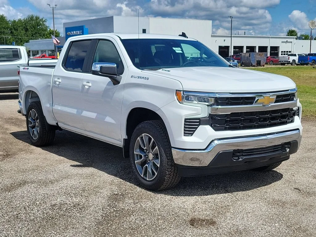 New 2026 Summit White Chevrolet LT (2FL) image 2