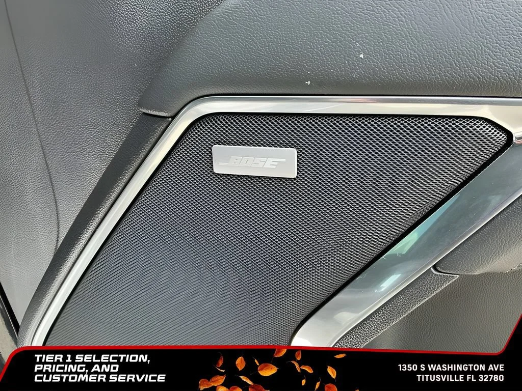 Used 2025 Titanium Rush Metallic GMC SLT image 15