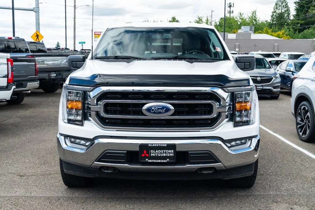 Used 2023 White Ford XLT image 2