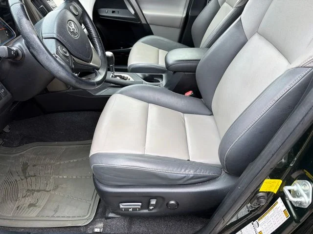 Used 2013 Green Toyota Limited image 4