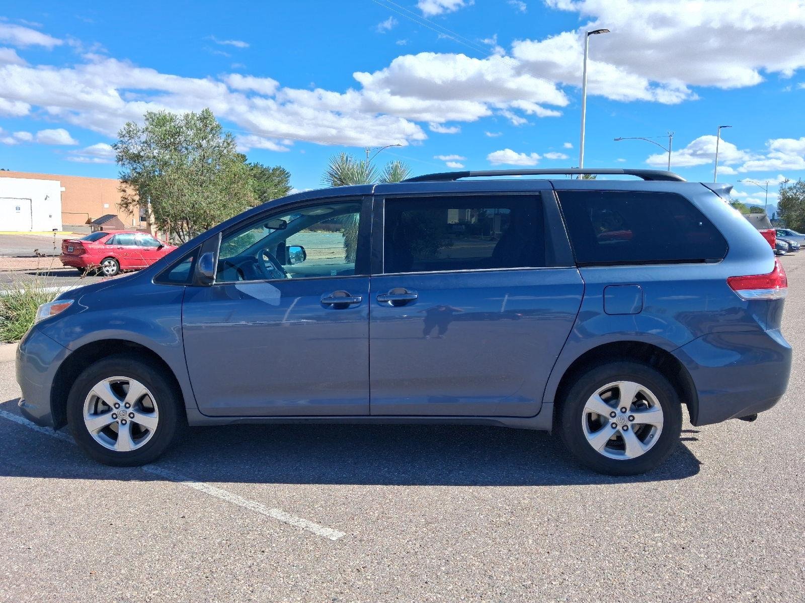 Used 2013 Toyota Sienna LE with VIN 5TDKK3DC3DS376364 for sale in Sierra Vista, AZ
