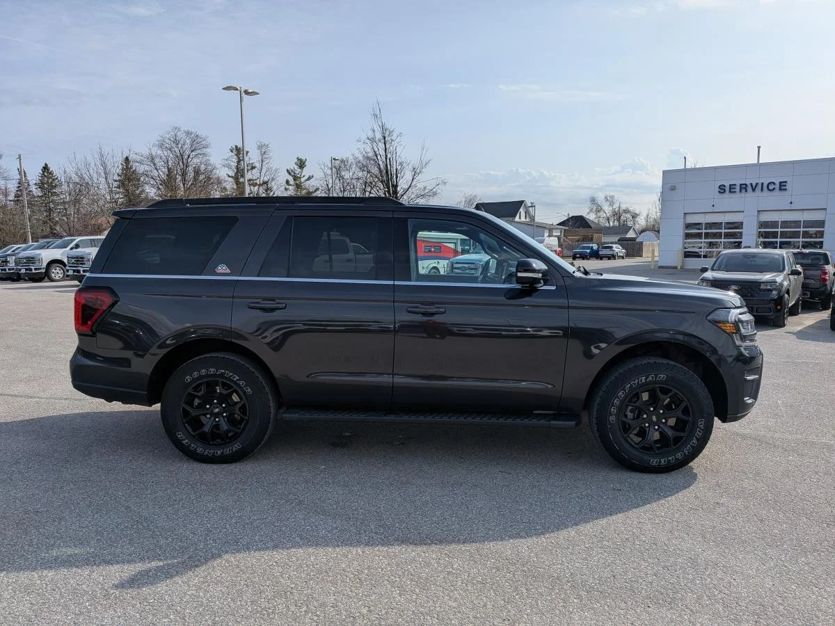 Used 2022 dark matter metallic Ford Timberline image 4