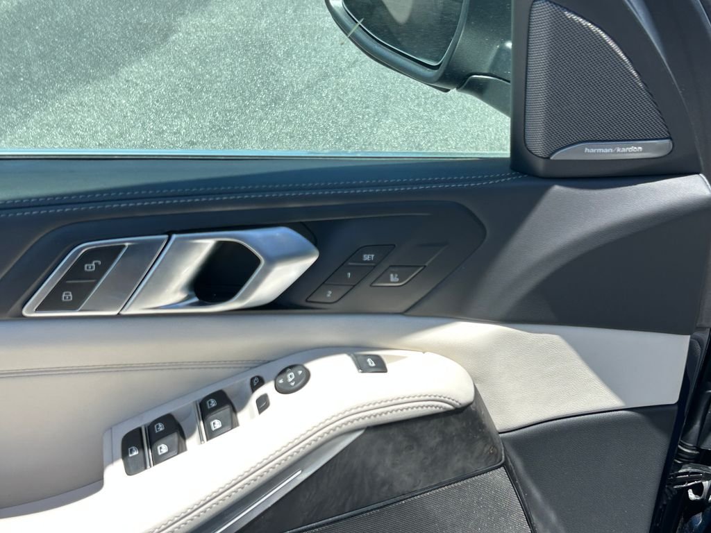 2026 BMW X5 50e - Photo 12