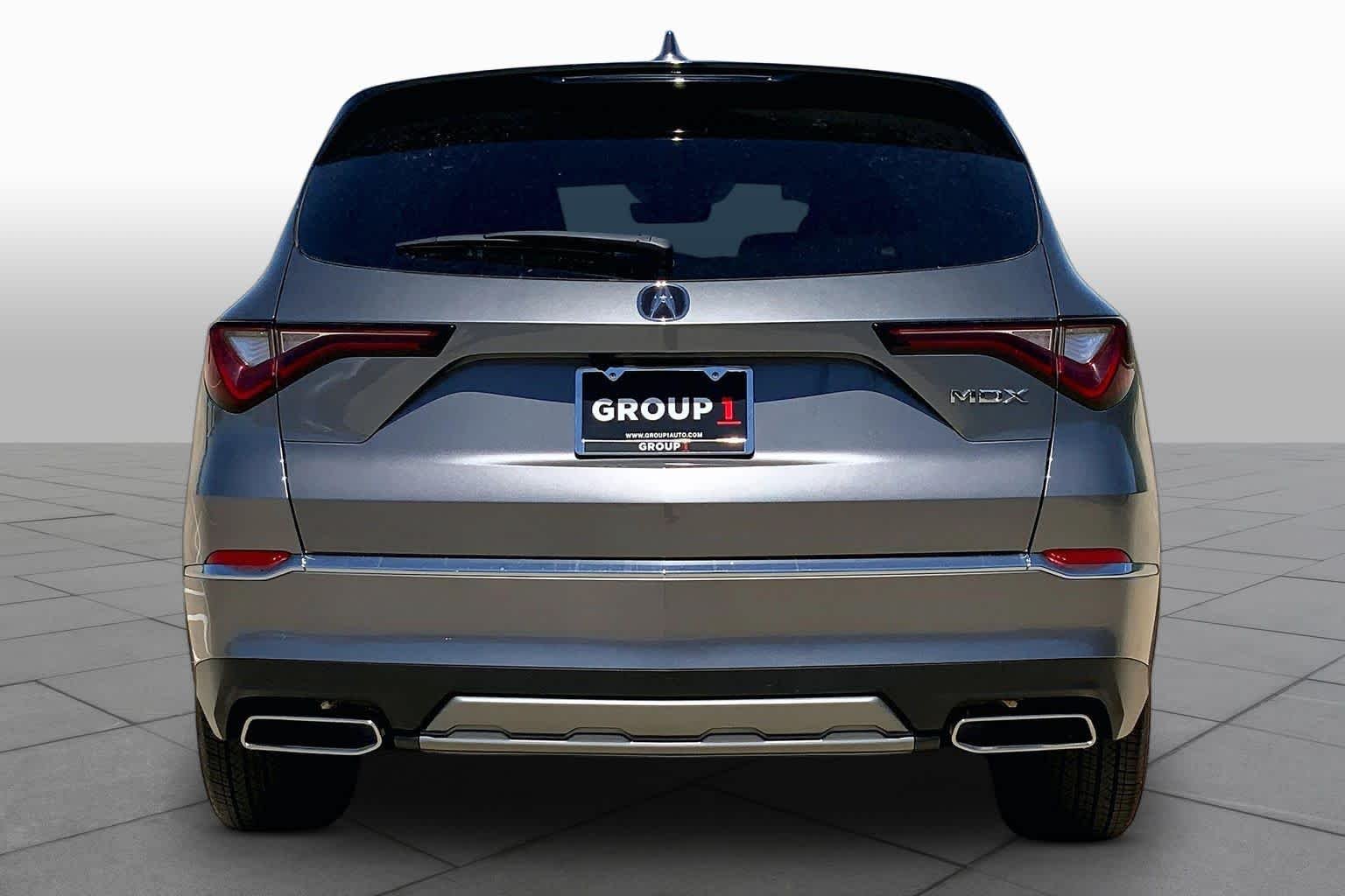 Used 2026 Liquid Carbon Metallic Acura  image 9