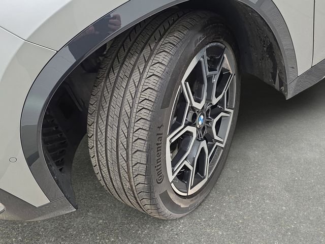 Certified Used 2026 Space Silver Metallic BMW xDrive28i image 26