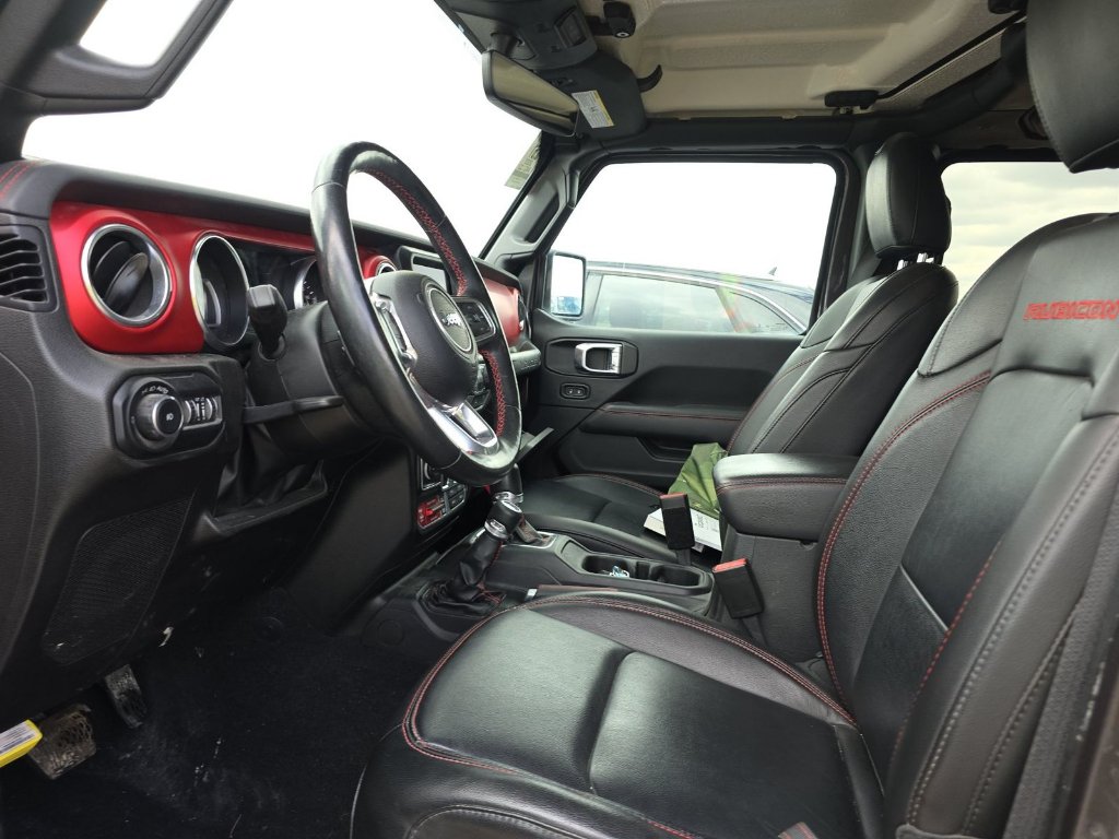 Used 2022 Granite Crystal Metallic Jeep Unlimited Rubicon image 8