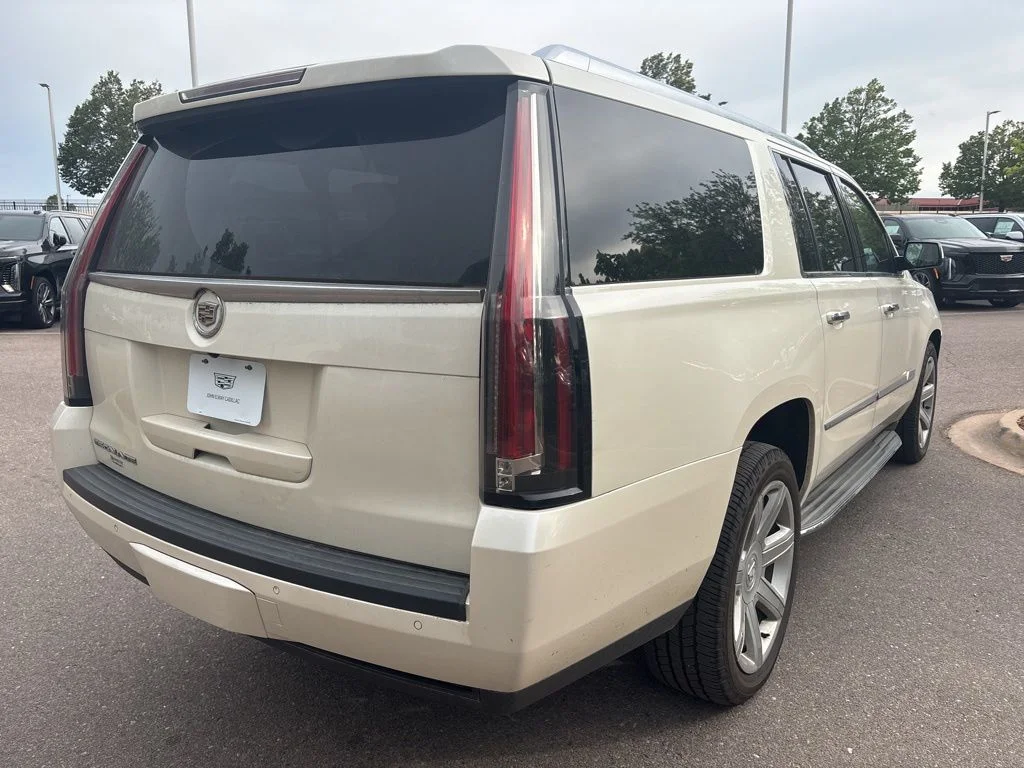 Used 2015 White Cadillac Luxury image 5