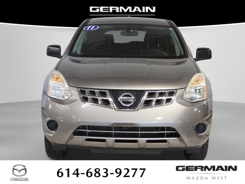 Used 2011 Gray Nissan S image 3