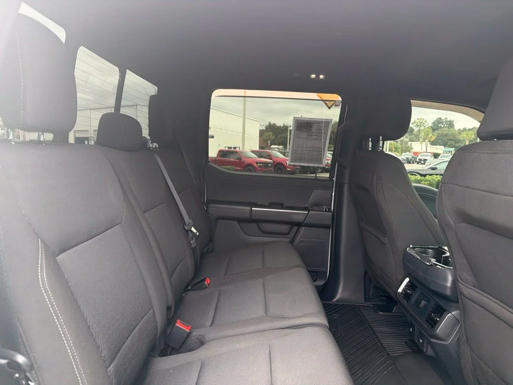 Certified Used 2024 Avalanche Ford XLT image 26