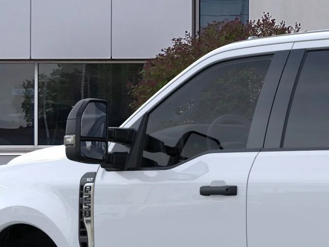 New 2026 Oxford White Ford XLT image 20