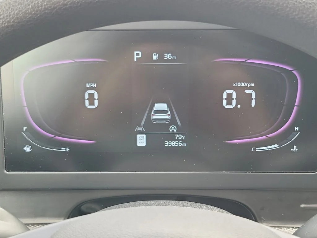 2025 Kia Sportage LX - Photo 26