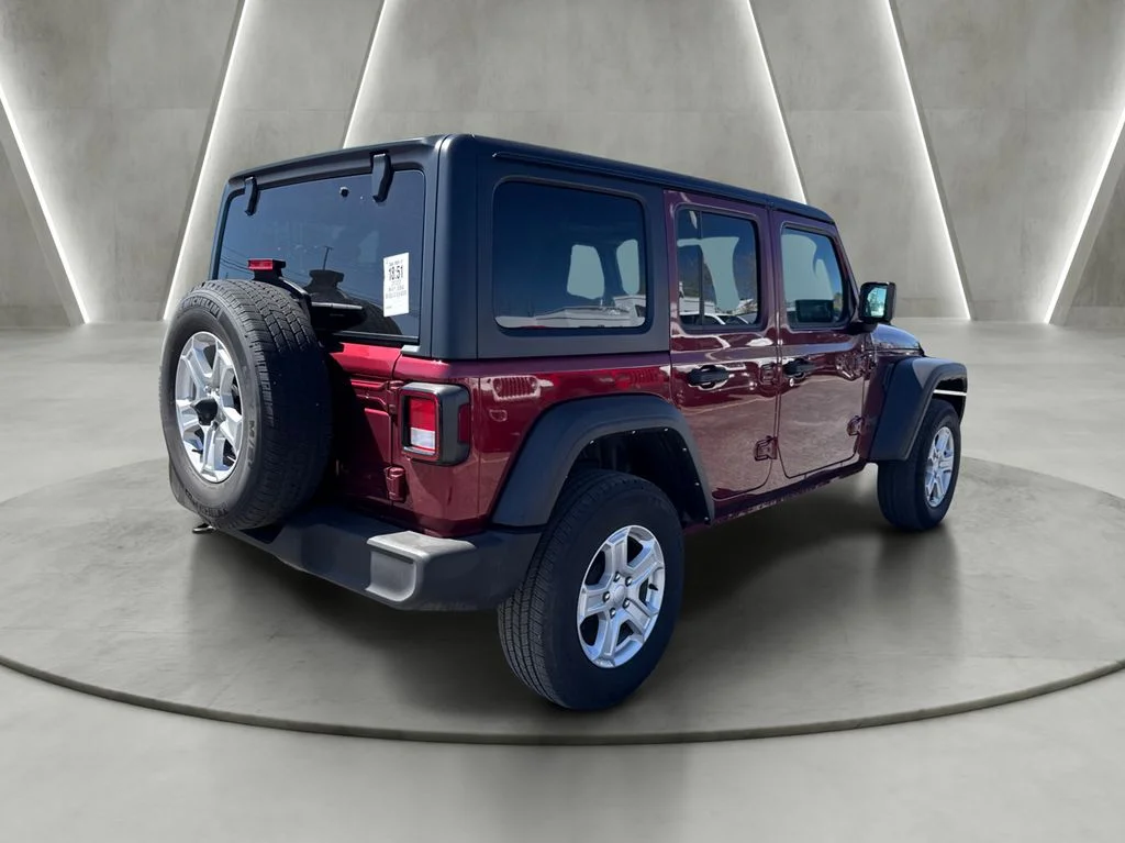 Used 2022 Red Jeep Unlimited Sport S image 7