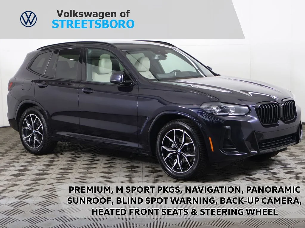 Used 2022 Carbon Black Metallic BMW xDrive30i image 1