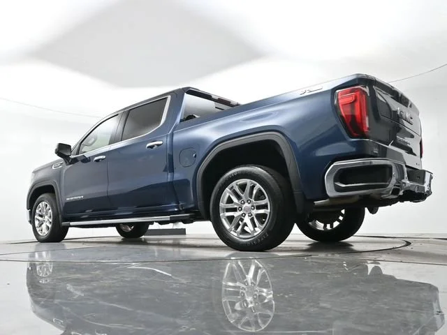 Used 2021 PACIFIC BLUE METALLIC GMC SLT image 26
