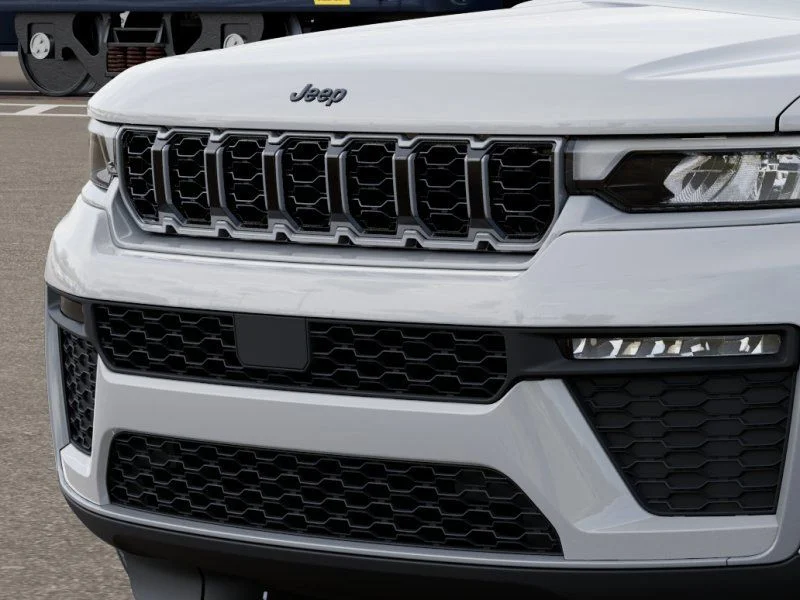 Used 2026 White Jeep Limited image 11