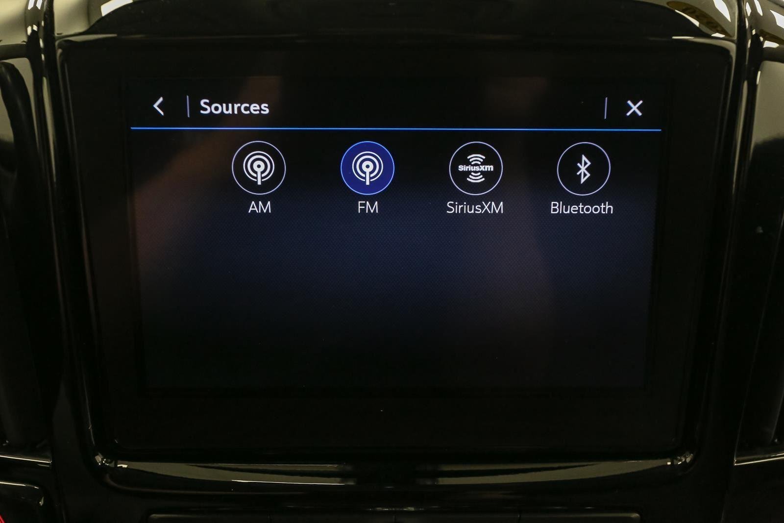 Used 2020 Graphite Metallic Chevrolet LT Cloth image 28
