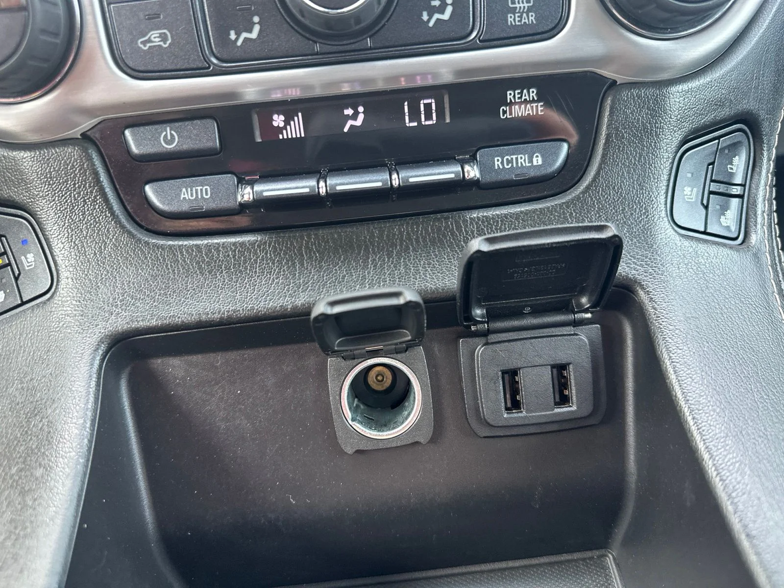 Used 2018 Red GMC SLT image 68