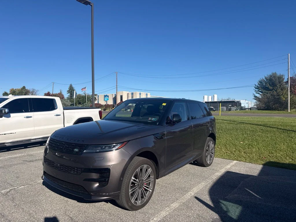 Certified Used 2025 Brown Land Rover Dynamic SE image 1