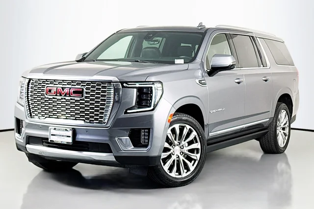 2021 GMC Yukon Denali 2WD's photo