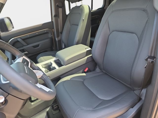 Certified Used 2025 Gondwana Stone Metallic Land Rover S image 17