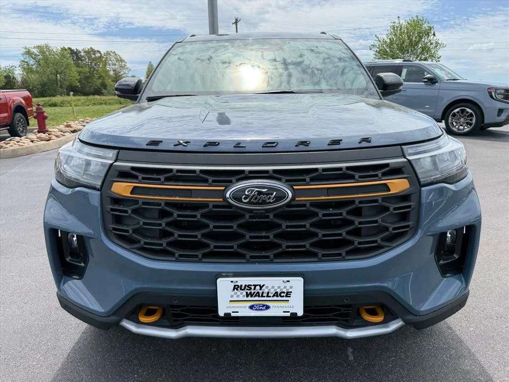 New 2026 Vapor Blue Metallic Ford Tremor® image 3