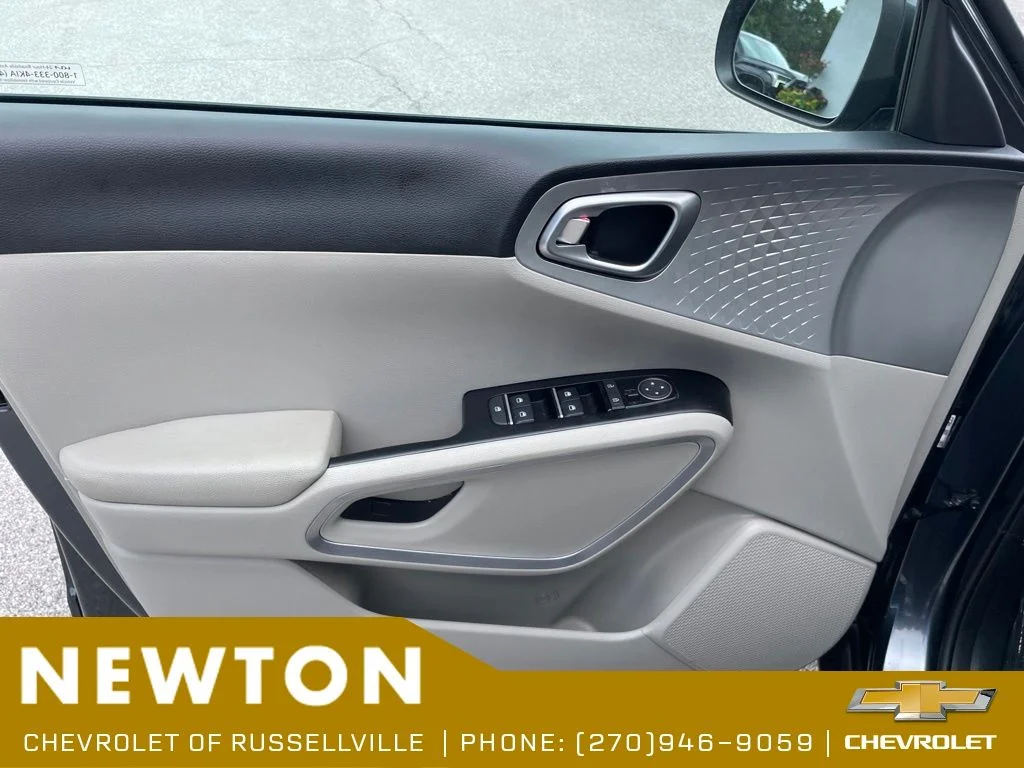 Used 2025 Gray Kia LX image 8