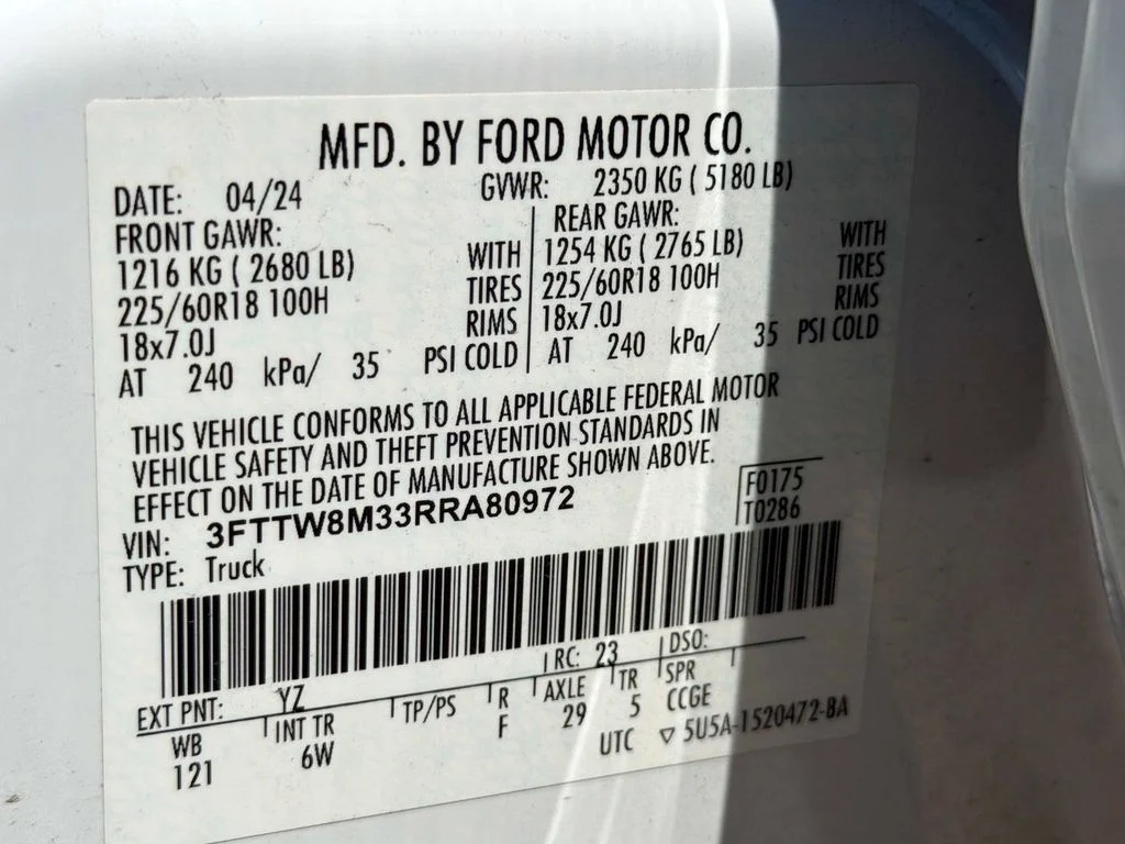 Used 2024 Oxford White Ford Lariat image 33
