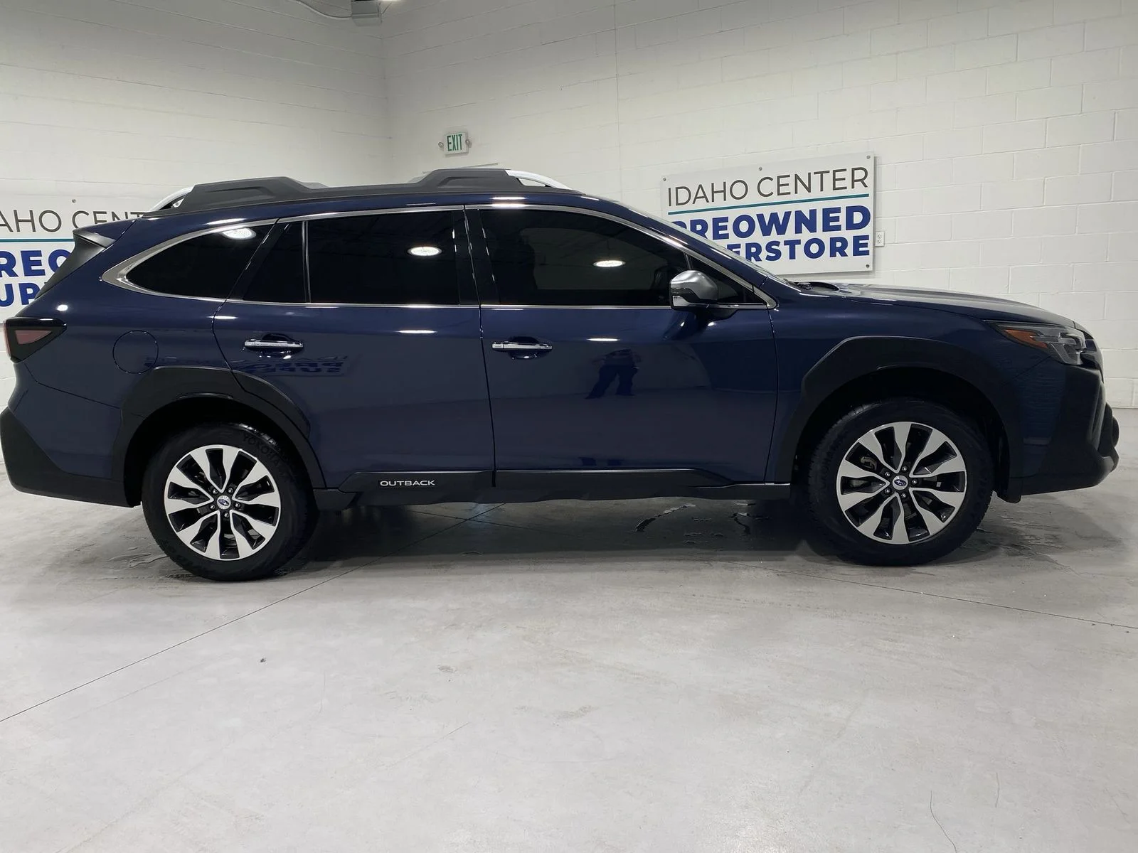 2025 Subaru Outback Touring - Photo 9