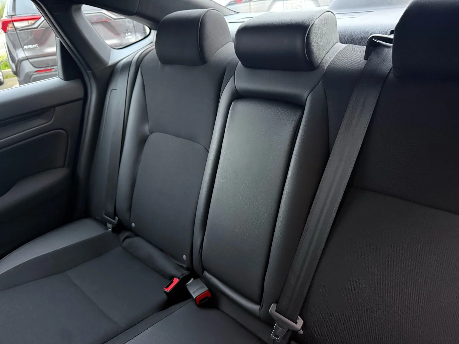 Used 2025  Honda Sport image 28