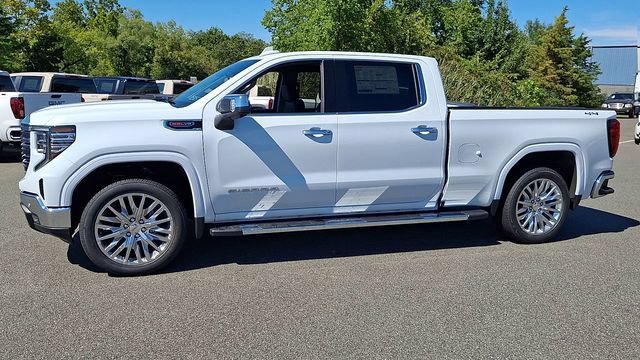 New 2026 Glacier White Tricoat GMC SLT image 6