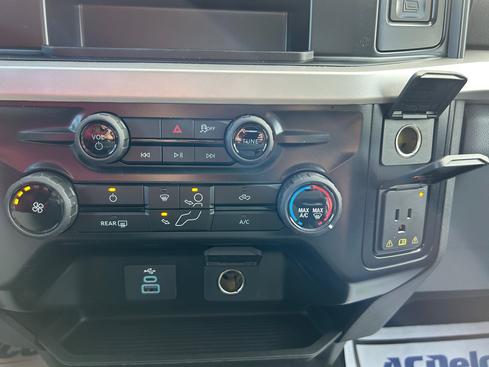 2026 Ford F-250 Super Duty XLT - Photo 18