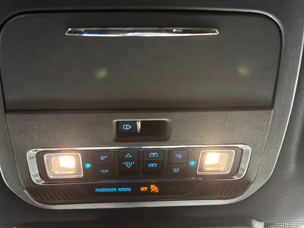 Used 2021 Guard Metallic Ford Platinum image 17
