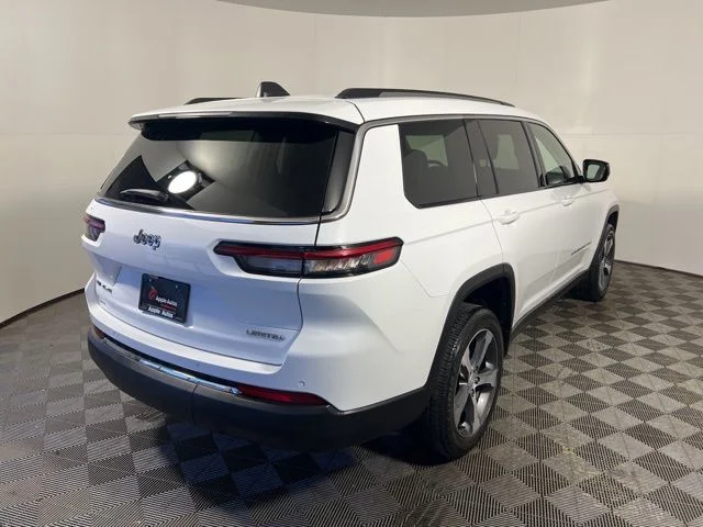 Used 2023 White Jeep Limited image 8
